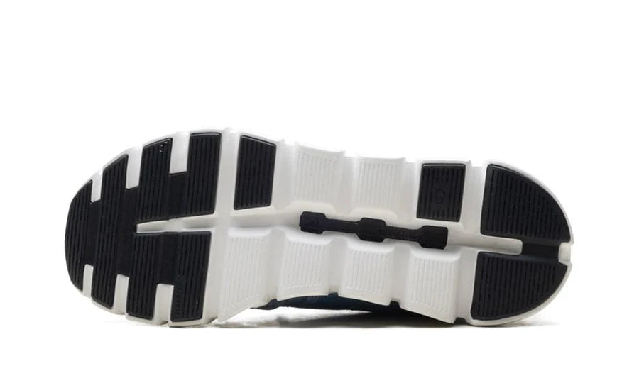 ON RUNNING CLOUD 6 "CHAMBRAY WHITE"