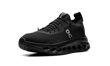 ON RUNNING CLOUDTILT "LOEWE ALL BLACK"