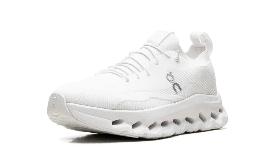 ON RUNNING CLOUDTILT "LOEWE ALL WHITE"